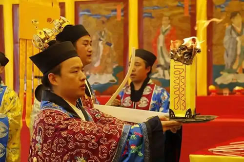 气大过孤魂野鬼!婴灵干扰家庭真实案例曝光,超度必须真忏悔!