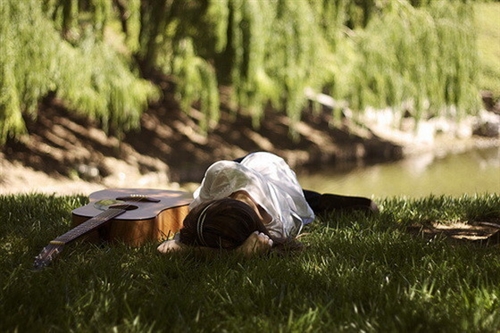 堕胎因果报应故事集：堕胎的果报──小孩很难带