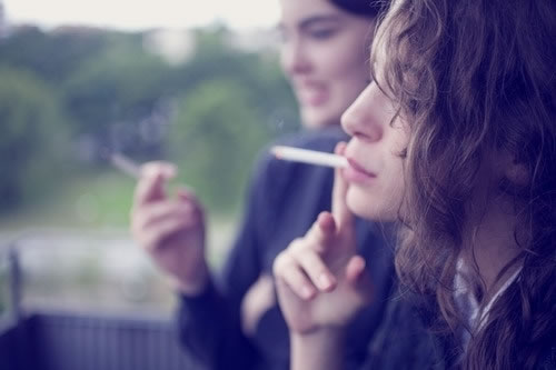 堕胎因果报应故事集：堕胎三十几次，活见鬼的痛苦经历