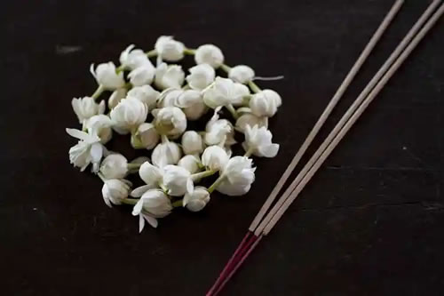 道教“承负”思想与婴灵业力关系解析